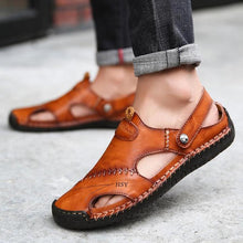 Lade das Bild in den Galerie-Viewer, draussenfeet handgefertigte lederschuhe sandalen hausschuhe 31140 rotbraun
