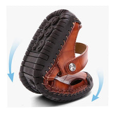 Lade das Bild in den Galerie-Viewer, draussenfeet handgefertigte lederschuhe sandalen hausschuhe 31140 rotbraun
