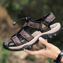 Lade das Bild in den Galerie-Viewer, draussenfeet handgefertigte lederschuhe sandalen hausschuhe 31362 dunkelbraun
