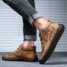 Lade das Bild in den Galerie-Viewer, draussenfeet handgemachte lederschuhe stiefel 137500 goldbraun
