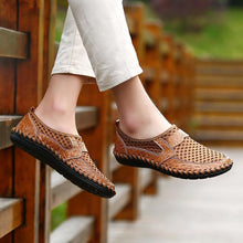 Lade das Bild in den Galerie-Viewer, draussenfeet handgemachte lederschuhe wasserschuhe 114139 braun
