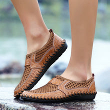 Lade das Bild in den Galerie-Viewer, draussenfeet handgemachte lederschuhe wasserschuhe 114139 braun

