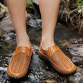 Lade das Bild in den Galerie-Viewer, draussenfeet handgemachte lederschuhe wasserschuhe 31403 gelb
