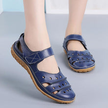 Lade das Bild in den Galerie-Viewer, draussenfeet ledersandalen hausschuhe 134073 dunkelblau
