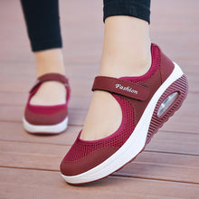 Lade das Bild in den Galerie-Viewer, draussenfeet strickschuhe 116044 rot
