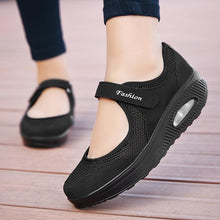 Lade das Bild in den Galerie-Viewer, draussenfeet strickschuhe 116044 schwarz
