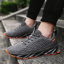 Lade das Bild in den Galerie-Viewer, draussenfeet strickschuhe 31290 grau
