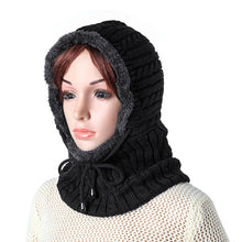 Lade das Bild in den Galerie-Viewer, draussenfeet winter strickmutzen 31215 schwarz
