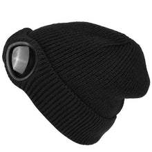 Lade das Bild in den Galerie-Viewer, draussenfeet winter strickmutzen 31419 schwarz
